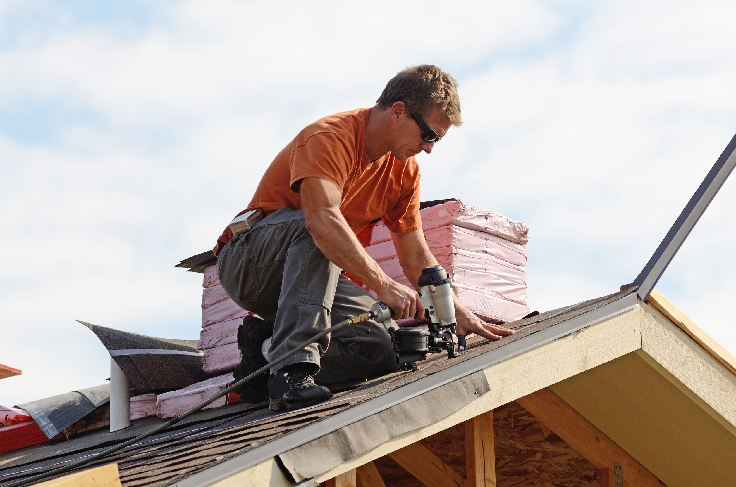 Roofing and insulation contractors near me